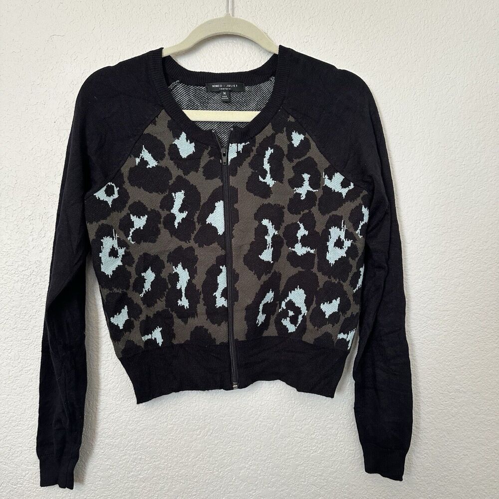 Romeo & Juliet Womens Top Knit Animal Print Long Sleeve M EUC